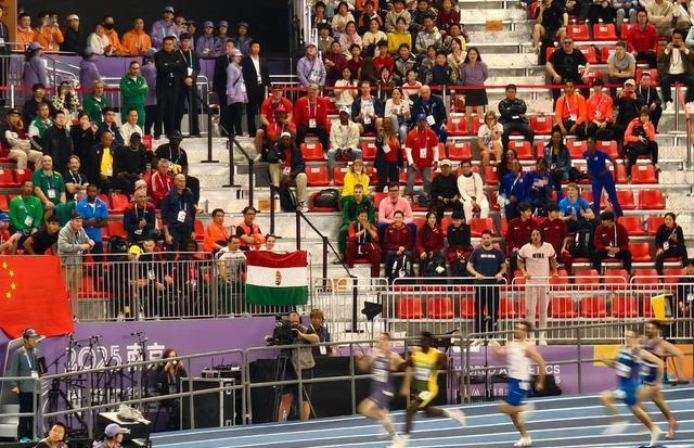 AA, 这反映了亚, cn AA, 这反映了亚, cn