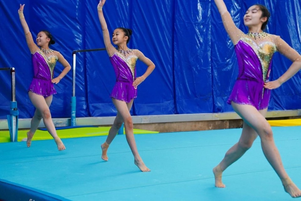 彰显全民健 彰显全民健